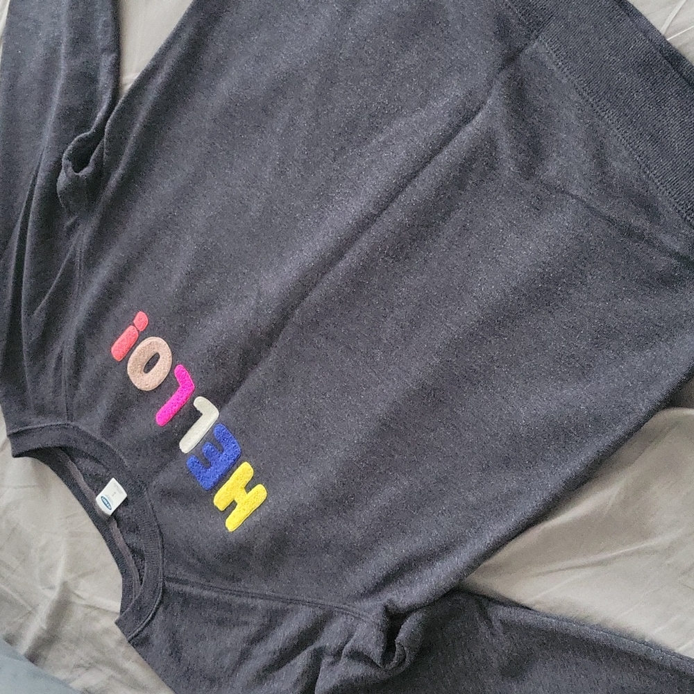 Sweatshirt - Picture 2 of 5